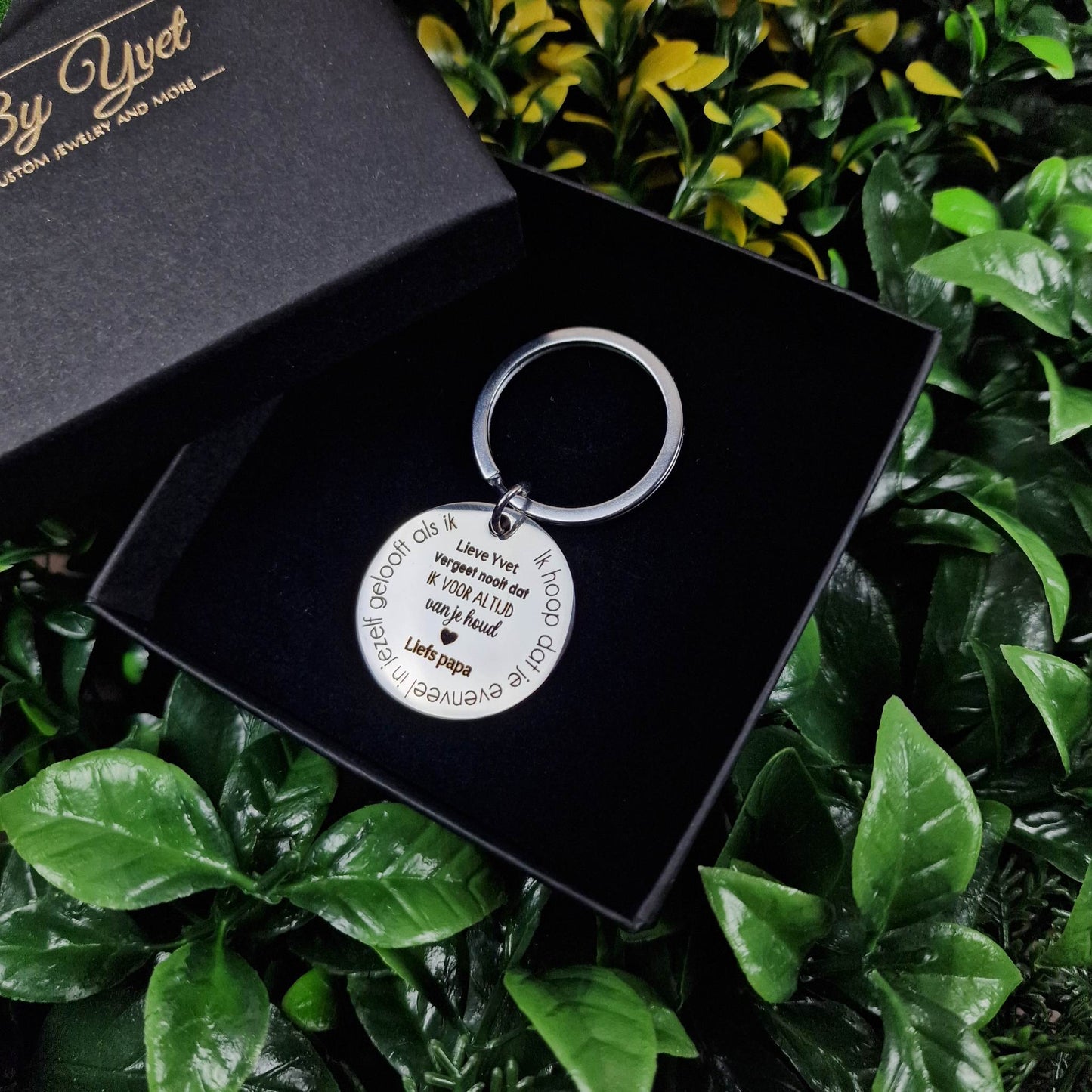 "Vergeet nooit dat ik van je houd" | Gepersonaliseerde sleutelhanger | Kleur: Goud of Zilver