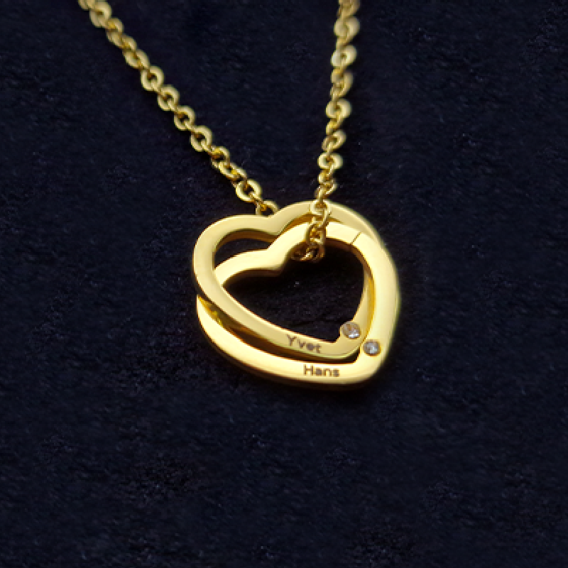 2 hartjes ketting met naam | Kleur: Goud, Zilver of Rosé goud